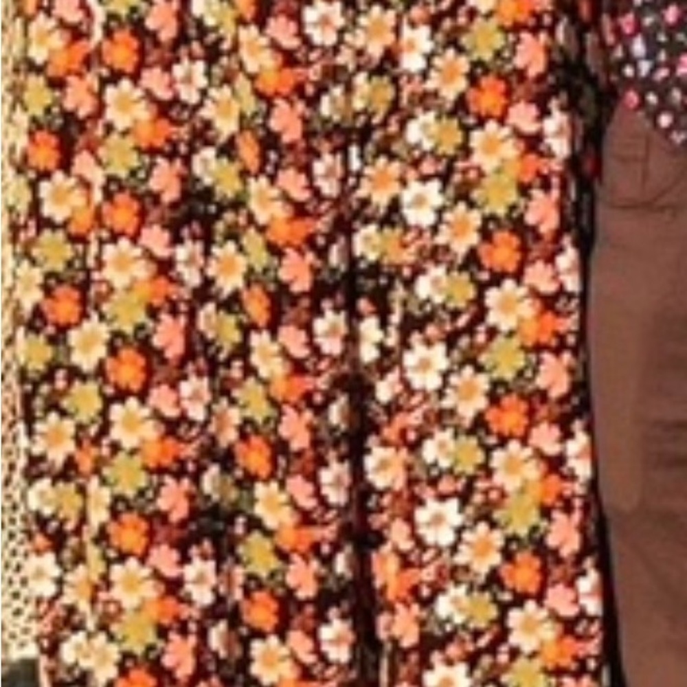 Traffic People Floral Wide Leg Jumper with Pink, Green and Orange Flowers - Picture 4 of 8